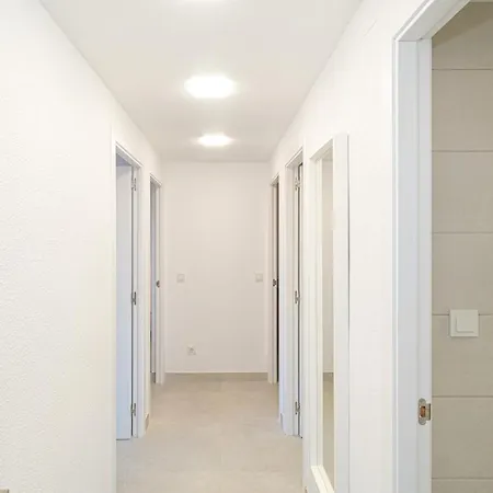Liria Apartment *