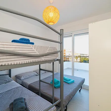 Apartament Liria *